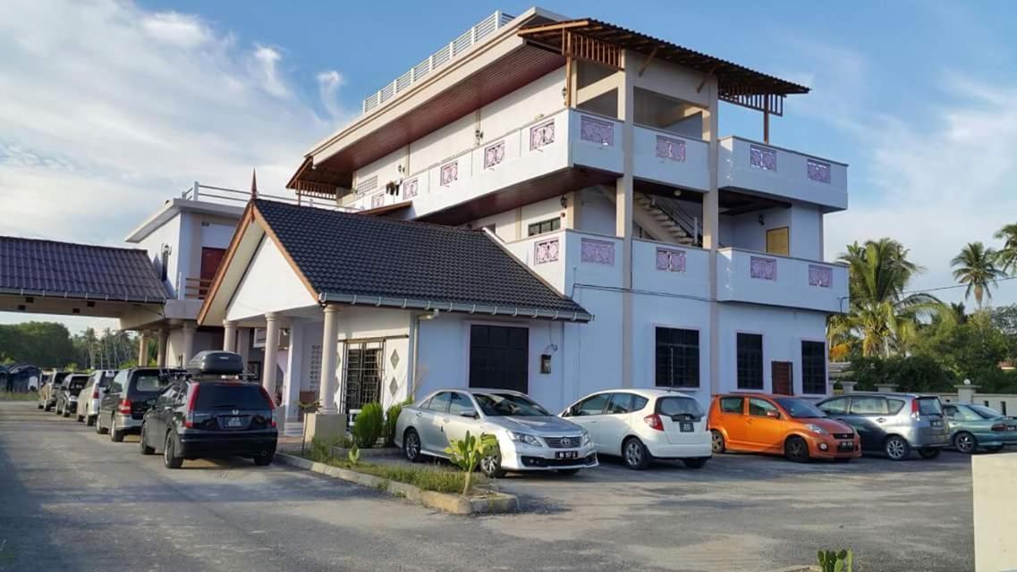 Kanza Beach Inn Marang Exterior photo