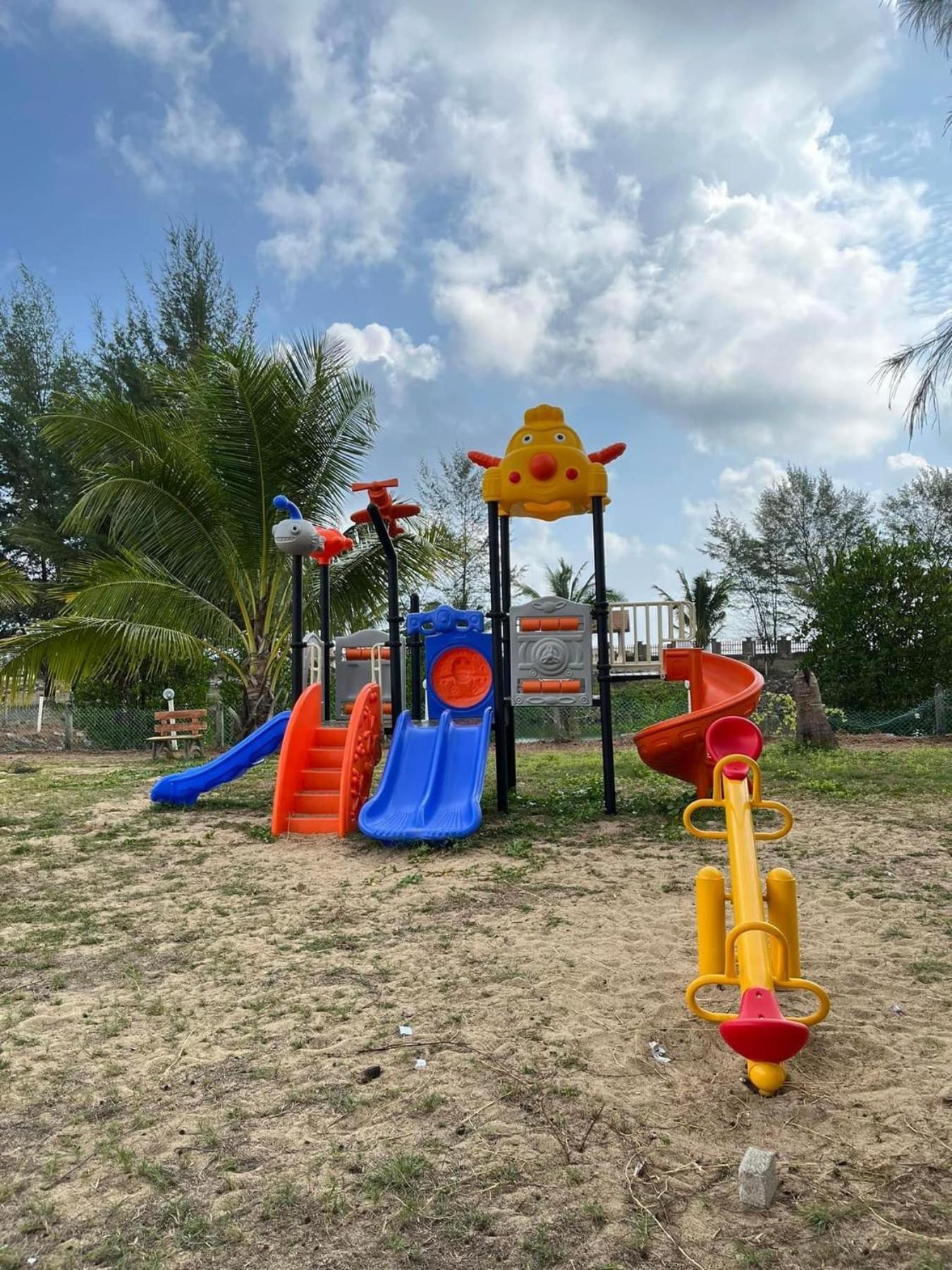 Kanza Beach Inn Marang Exterior photo